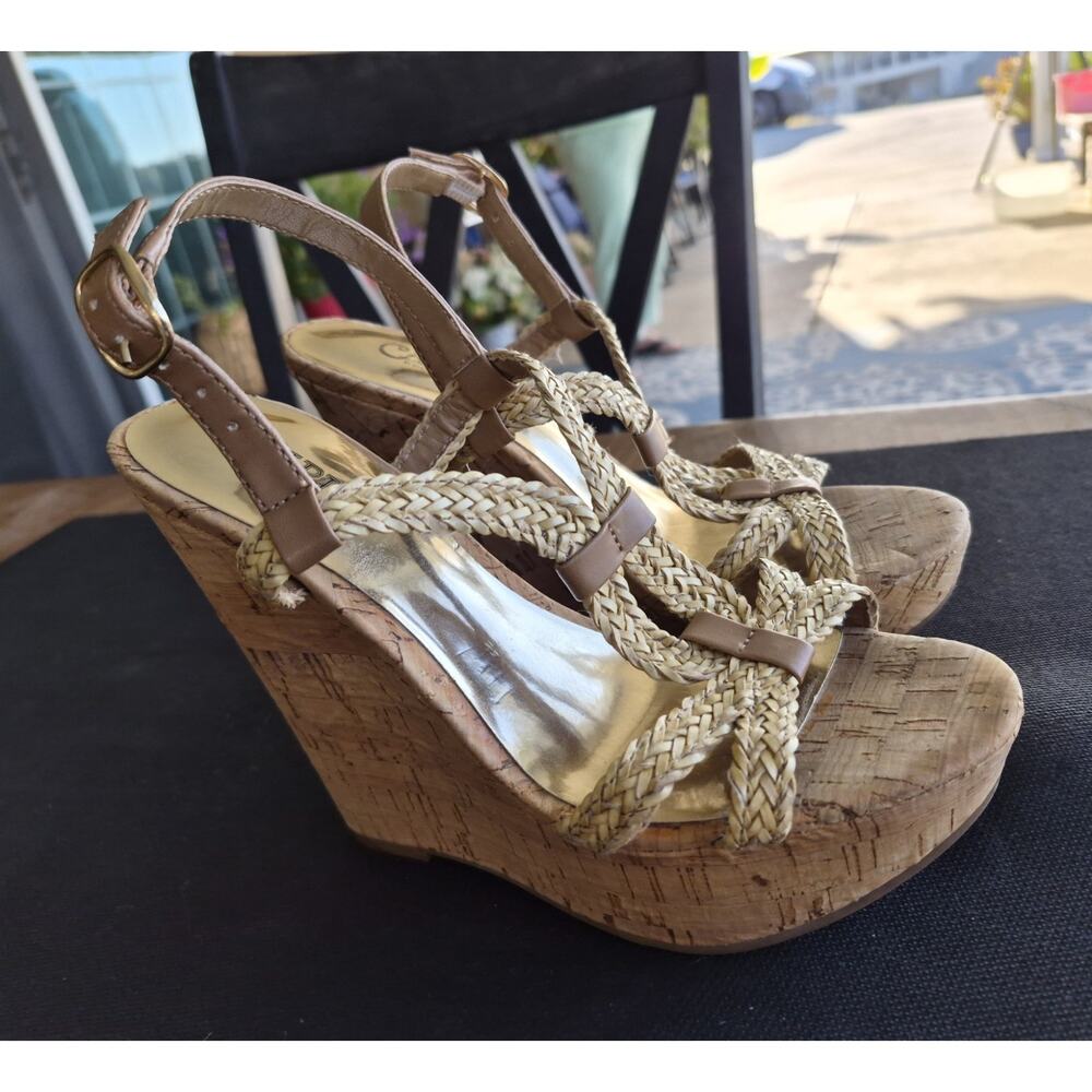 Carlos by Carlos Santana Women's Heeled Sandal, Natural, 5.5 M M US